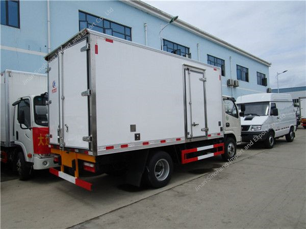 refrigerated-truck-DFAC-4tons-5