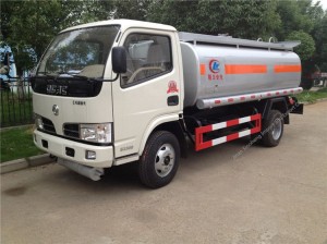 DFAC mobile fuel tanker (5000L)