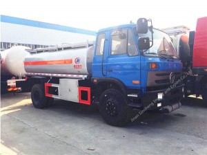 Dongfeng 145 fuel tanker (10-12 m3)