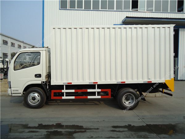 DFAC-5T-VAN-CARGO-2