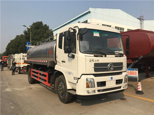 milk-tanker-truck-2