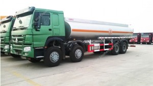 HOWO 25m3 Fuel Tank Truck