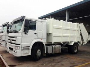 HOWO Compressor Garbage Truck