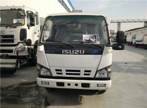 ISUZU 4×2 road sweeper truck