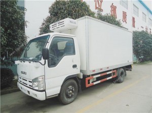 ISUZU refrigerator truck