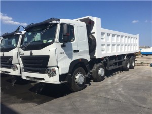 SINOTRUK HOWO A7 8X4 Dump Truck